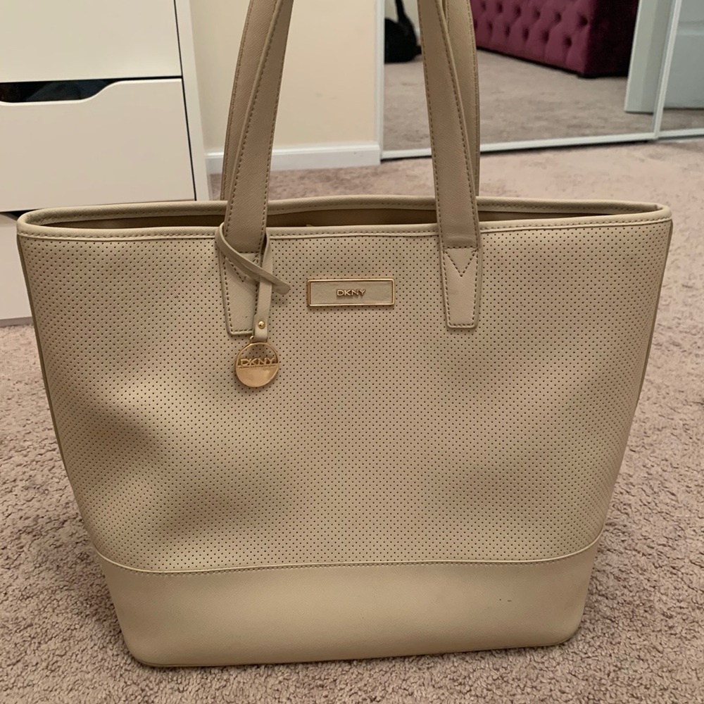 DKNY women’s handbag